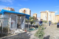 MEHMET AKİF ERSOY - Nevşehir'de Çevreyi Tehdit Eden Kaçak Yapılarak Müsaade Edilmiyor