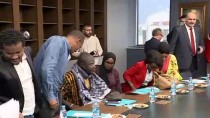 DIŞ POLİTİKA - Afrikalı Gazeteciler Maarif Vakfı Ve SETA'yı Ziyaret Etti