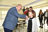 KALP MASAJI - Başkan Ergün'den Küçük Alara'yı Ağırladı