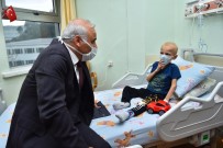 OYUNCAK BEBEK - Başkan Zorluoğlu'ndan Lösemili Çocuklara Ziyaret