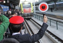 ELEKTRONİK ÜRÜN - Çin'den Avrupa'ya Giden Yük Treni Ankara'dan Törenle Uğurlandı