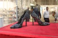 SWAROVSKI - Kadın Ayakkabısı Fiyatı İle Dudak Uçuklattı