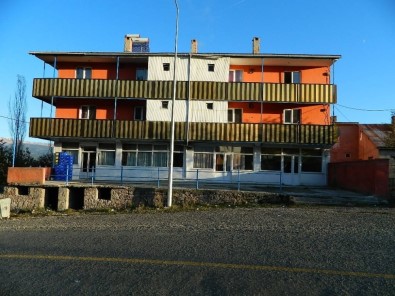 Posof'ta Otel Ve Eğlence Merkezlerine Gece Yarısı Operasyonu