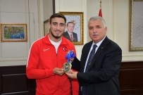 BRONZ MADALYA - Rusya'dan Bronz Madalya İle Döndü