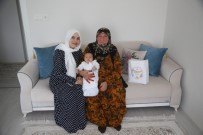 HALKLA İLIŞKILER - Sapanca Belediyesi, Bebek Ziyaretlerine Devam Ediyor