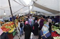 SULTANGAZİ BELEDİYESİ - Sultangazililer Taşınan Çarşamba Pazarı Kararından Memnun