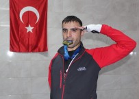 DEVLET MEMURU - Tek Kolu Olmayan Milli Sporcu Ayaklarıyla Dünyaya Meydan Okuyor