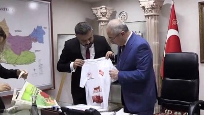 Mardin Valisi Ve Büyükşehir Belediye Başkan Vekili Yaman Organlarını Bağışladı