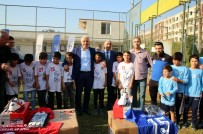 YILMAZ GÜNEY - Akdeniz Belediyesi'nden Amatör Spor Kulüplerine Malzeme Desteği