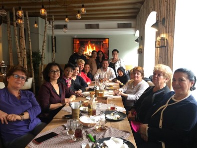 Aloğlu, Almanya'da Türk Kadınlar Topluluğunun Misafiri Oldu