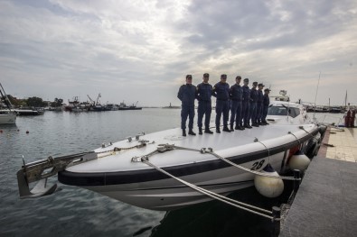 Ege'de Düzensiz Göç İle 7 Gün 24 Saat Kesintisiz Mücadele Sürüyor