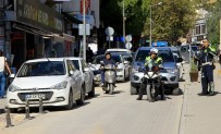TRAFİK MÜDÜRLÜĞÜ - Emniyet Trafik Şube Ceza Yağdırdı