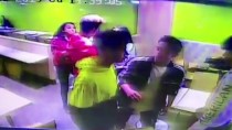 FAST FOOD - Ankara'da Bir Restoranda Çıkan 'Yan Bakma' Kavgasını Güvenlik Görevlisi Havaya Ateş Ederek Sonlandırdı