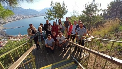 Avrupalı Öğrenciler Alanya'da