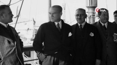 Bakan Ersoy, Atatürk'ün Yayınlanmamış Görüntüsünü '10 Kasım'' Mesajında Paylaştı