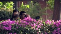 POLİS MEMURU - GÜNCELLEME 2 - Antalya'da Aynı Aileden İkisi Çocuk 4 Kişi Evlerinde Ölü Bulundu
