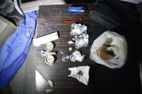 ÖZEL HAREKAT POLİSLERİ - İstanbul'da Özel Harekat Destekli Narkotik Operasyonu