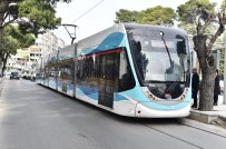 ALSANCAK - İzmir'de Tramvayla Taşınan Yolcu Sayısı 50 Milyona Ulaştı.
