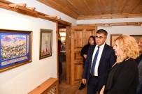 FATIH ÜRKMEZER - Vali Gürel'den Ebru Sergisini Ziyaret Etti