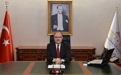 Vali Mustafa Tutulmaz'ın 10 Kasım Atatürk'ü Anma Günü Mesajı