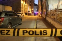 BIBER GAZı - Van'da Üzerinde Uyuşturucu Bulunan Şahıs Silahla Kendini Vurdu