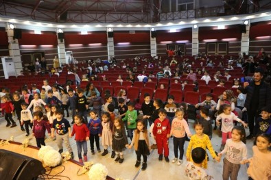 Bolu Belediyesi'nden Çocuklar İçin Muhteşem Konser