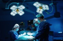 RÖNESANS - İleri Teknoloji Cerrahi Başarıya Katkı Sunuyor