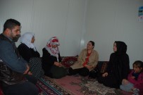 EVE DÖNÜŞ - Yeşim Pekmez'den Samsat'taki Şehit Ailelerine Ziyaret