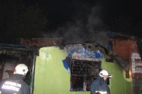 YEŞILDERE - Antalya'da Korkutan Ev Yangını