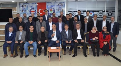 Başkan Deniz, Müslümanlara Yönelik Baskılara Tepki Gösterdi
