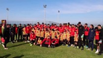 AVRUPA FUTBOL ŞAMPİYONASI - Göztepeli Futbolcu Serdar Gürler'in Hedefi A Milli Takım