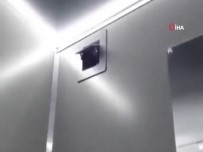 ÇEKIM - Metro İstasyonlarındaki Tuvaletlere Kamera Takıldı