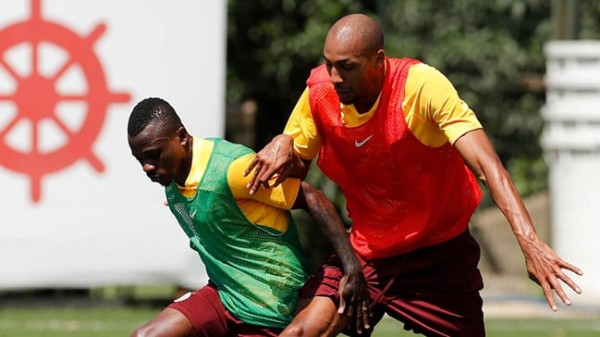 O isimler Terim'le çalışmak istemiyor mu?