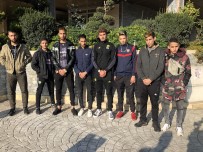 KUZEY AFRIKA - Afrika'dan Futbolcu Olmak Hayaliyle Geldiler, Dolandırıldılar