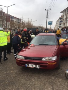 Aksaray'da Minibüsle Otomobil Çarpıştı Açıklaması 5 Yaralı
