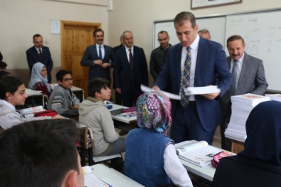 Aşkale Belediyesinden Kitap Jesti