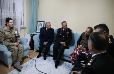 Başkan Aydıner'den Esma Çevik'in Ailesine Taziye Ziyareti