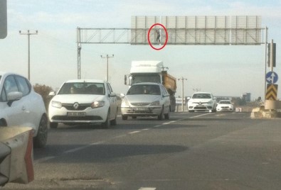 Çocuklardan Yürekleri Ağızlara Getiren Oyun