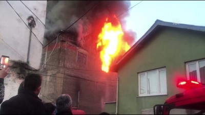 GÜNCELLEME 2 - Zonguldak'ta Mobilya İmalathanesinde Çıkan Yangın Kontrol Altına Alındı