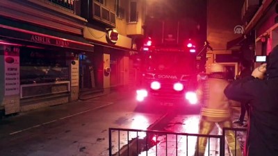 Kadıköy'de İş Yeri Yangını