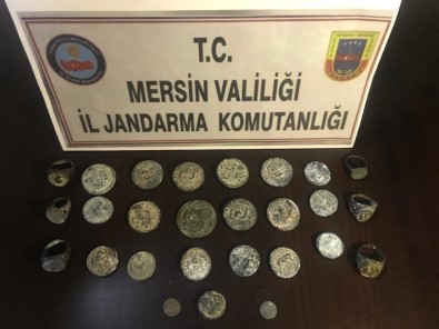 Mersin'de Tarihi Eserleri Satmaya Çalışan Bir Kişi Suçüstü Yakalandı