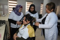 ŞAHINBEY BELEDIYESI - Şahinbey Belediyesi Düzenlediği Kurslarla Meslek Sahibi Yapıyor