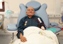 KıBRıS - Trakya Üniversitesi Hastanesi Çalışanlarından Kıbrıs Gazisi Köse'ye Kutlama