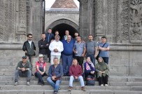 BELGESEL - 'Umudun Toprağı' TRT'ye Ödül Getirdi