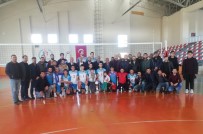 MUSTAFA AYDıN - Adilcevaz'ın Voleybol Takımı Kadrosunu Güçlendirdi