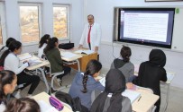 TÜRK DİLİ VE EDEBİYATI - Milli Eğitim Müdürü Alagöz Öğretmenliğe Geri Döndü