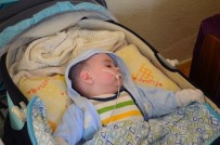 MURAT DURU - Şizensefali Hastası Bebeğin Ailesi Yardım Bekliyor