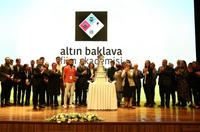 5. Altın Baklava Film Festivali'nde Ödüller Sahiplerini Buldu