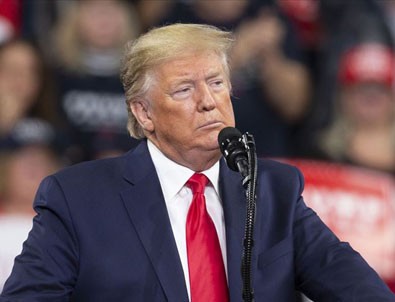 ABD Temsilciler Meclisi Adalet Komitesi 2 azil maddesini onayladı