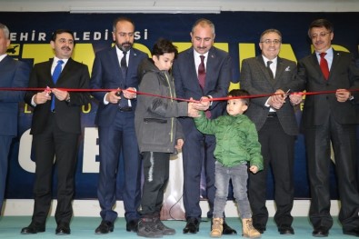 Adalet Bakanı Gül'ün Van Temasları